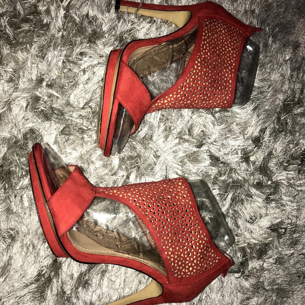 Red High Heeled Shoes 👠